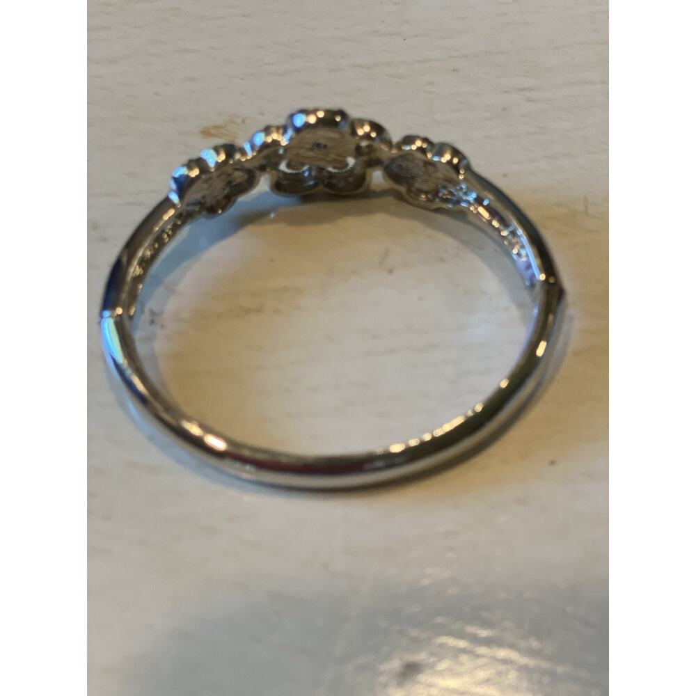Monet Stretch‎ Silver Bangle Bracelet – EUC - Picture 2 of 4